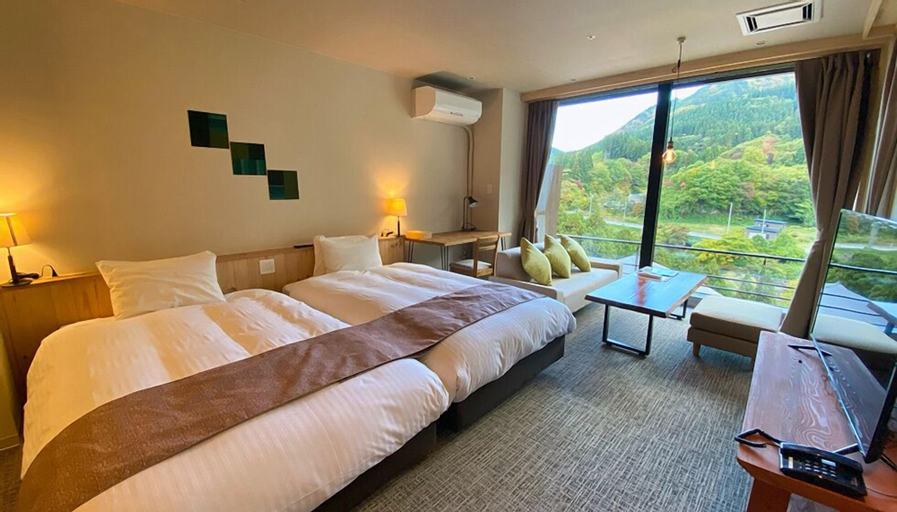 Bedroom 3, Yuze Hotel, Kazuno