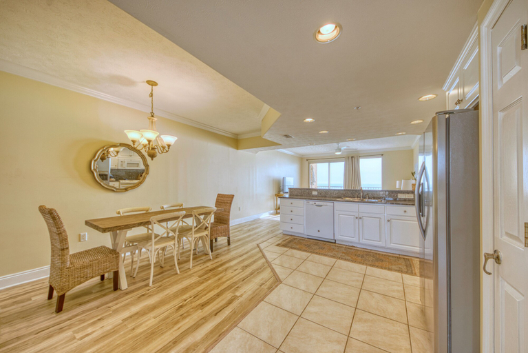 Others 5, Treasure Island 1411, Bay