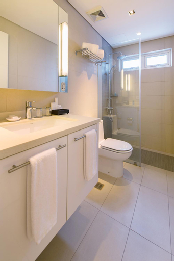 Bathroom 8