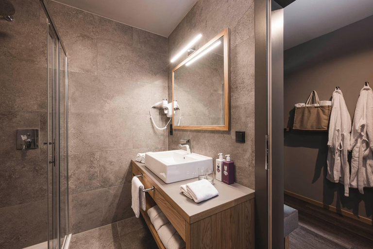 Bathroom 3, Familienhotel Viktoria, Bolzano