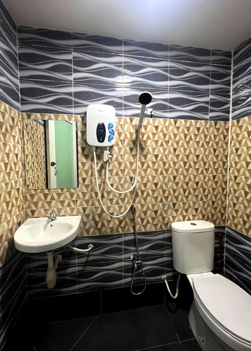 Bathroom 5, ARK RAWANG BUSINESS HOTEL, Gombak