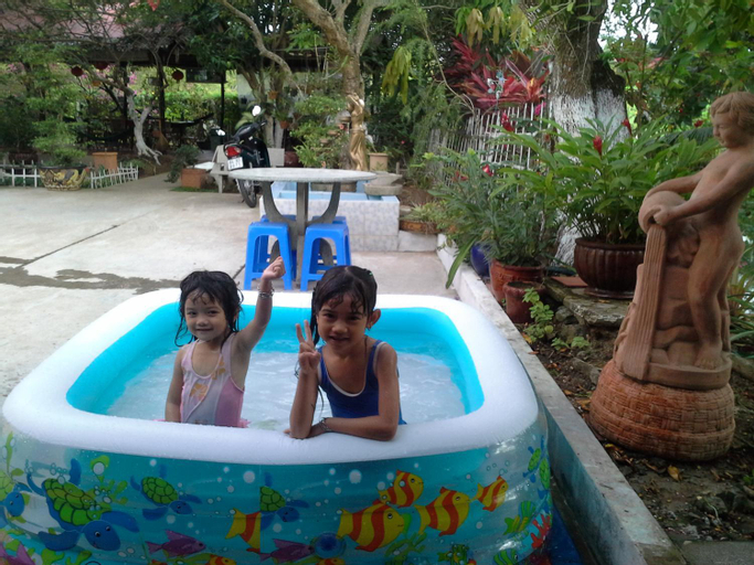 Swimming Pool 2