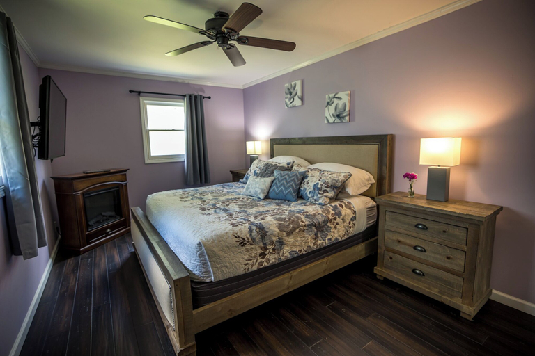 Bedroom 2, Blowing Rock Inn, Watauga