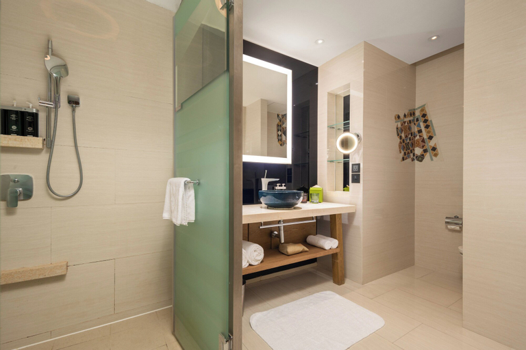 Bathroom 8