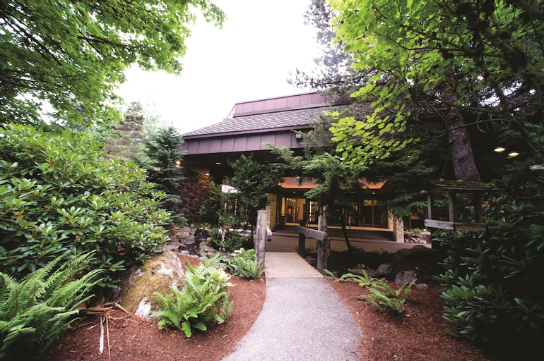 Exterior & Views 2, Mt Hood Oregon Resort, BW Premier Collection, Clackamas