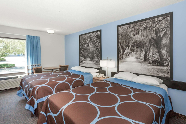 Bedroom 2, Super 8 By Wyndham Valdosta Conf Center Area, Lowndes