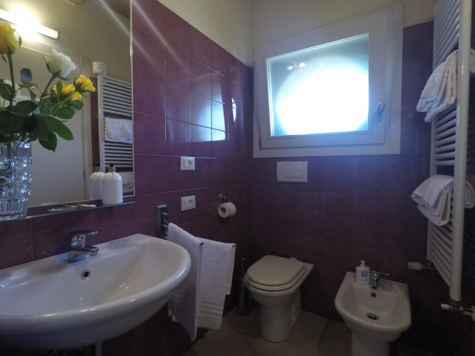 Bathroom 3, Agriturismo Corte Roeli, Bologna