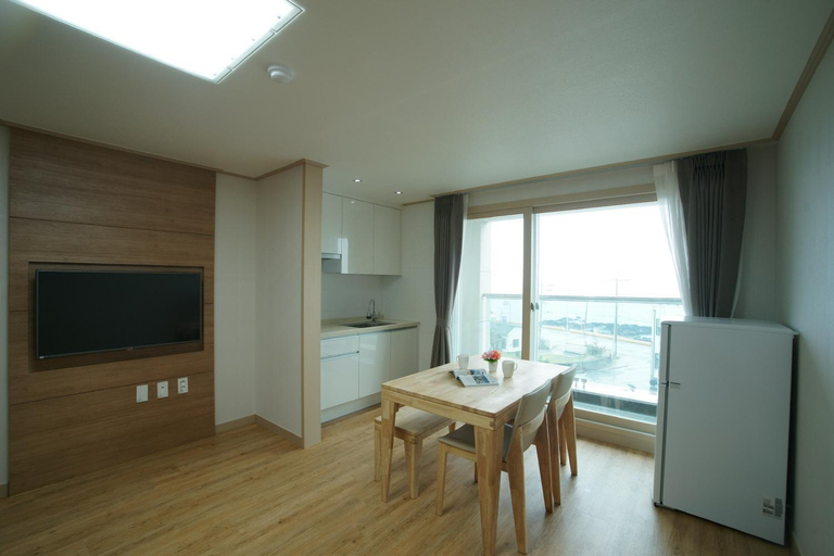 Others 5, The Beach Pension, Jeju