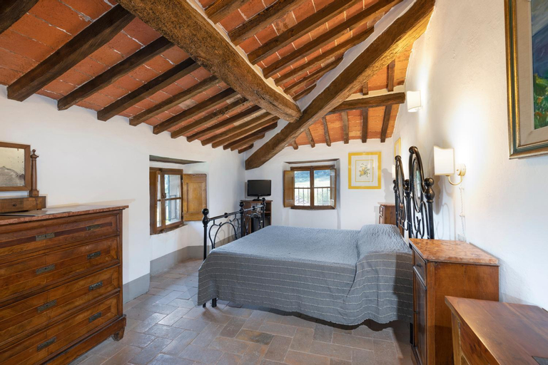 Bedroom 13