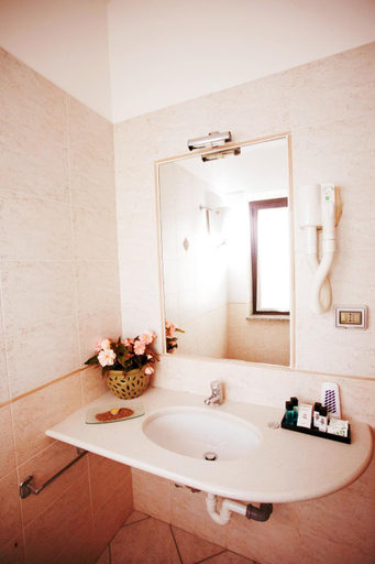 Bathroom 5, Fonte Di Bagnaria Residence, Vibo Valentia