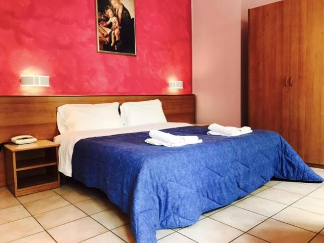 Bedroom 2, Hotel Pellegrino E Pace, Ancona