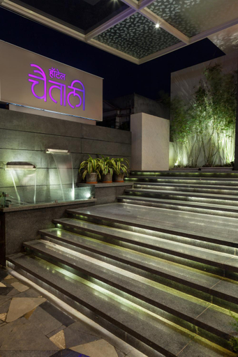 Others 5, Hotel Chaitali, Kolhapur