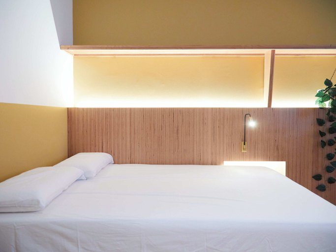 Others 5, Ola Living Hostal Tetuan, Madrid