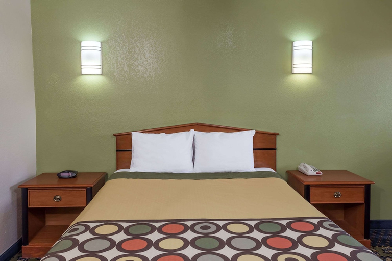 Bedroom 3, Knights Inn Franklin Ave Waco TX, McLennan