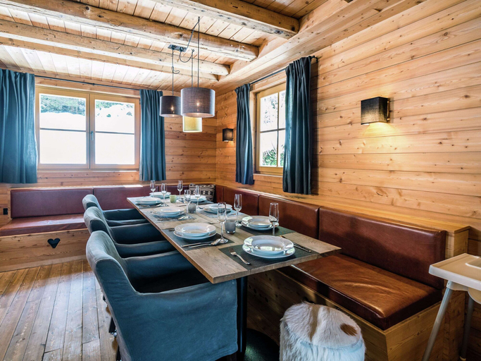 Others 5, Idyllic Chalet in Kaprun near Ski Area, Zell am See