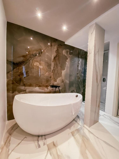 Bathroom 5