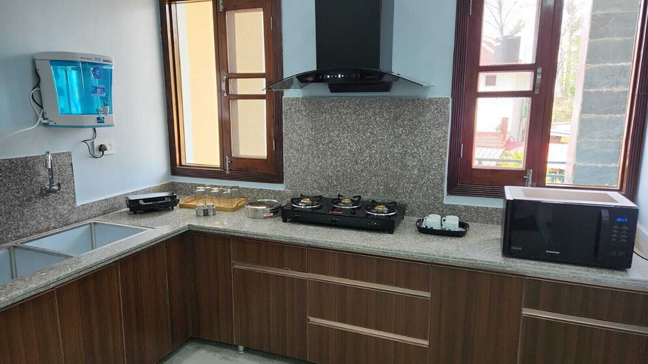 Others 4, Prem BNB By Madstays, Kangra
