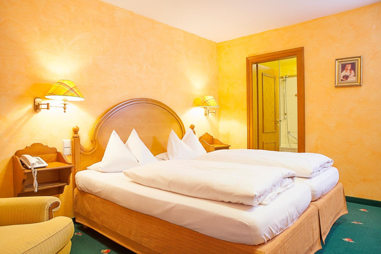 Others 5, Hotel Wilder Mann, Amberg-Sulzbach