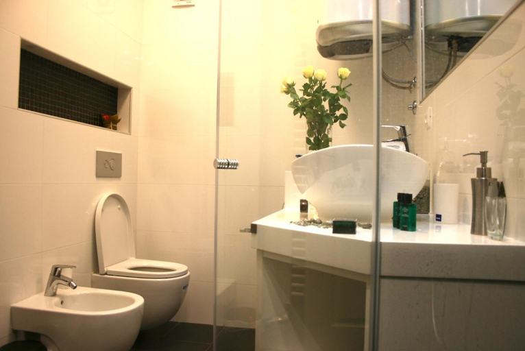 Bathroom 5, Belgrade Stay Apartments, Belgrade