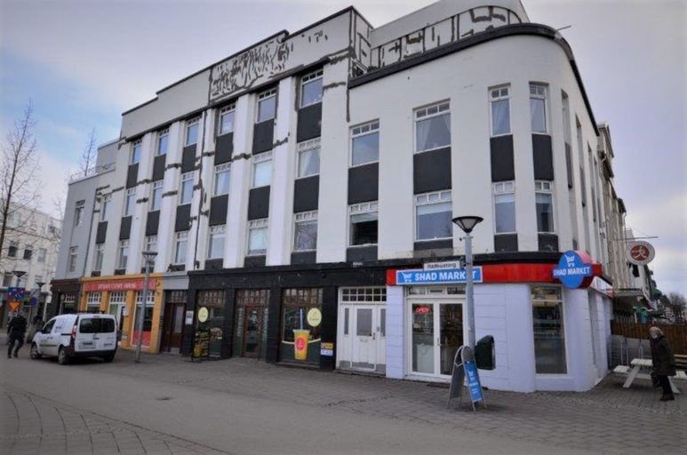 Exterior & Views 2, Day Dream Townhall Square Apartments, Akureyri