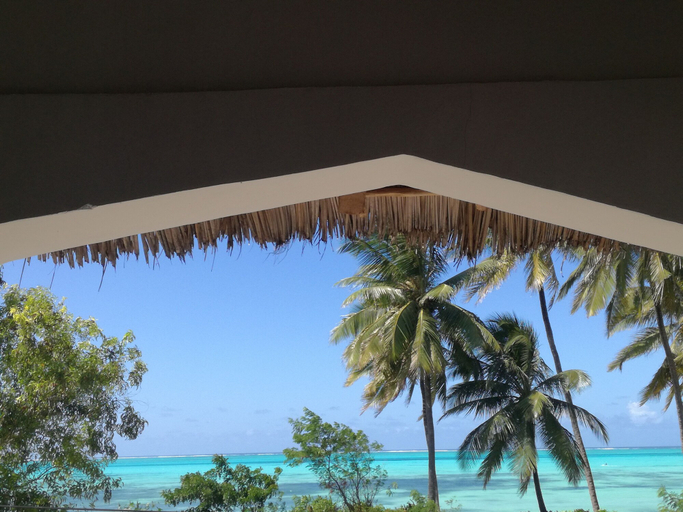 Others 5, Furaha Lodge, Kusini