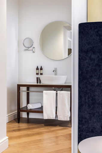 Bathroom 4, Palazzo Artemide - VRetreats, an SLH Hotel, Syracuse