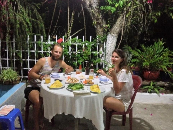 Restaurant 12