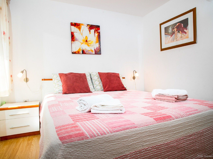 Bedroom 3, Adorable Holiday Home With Pool and Terrace, Bale