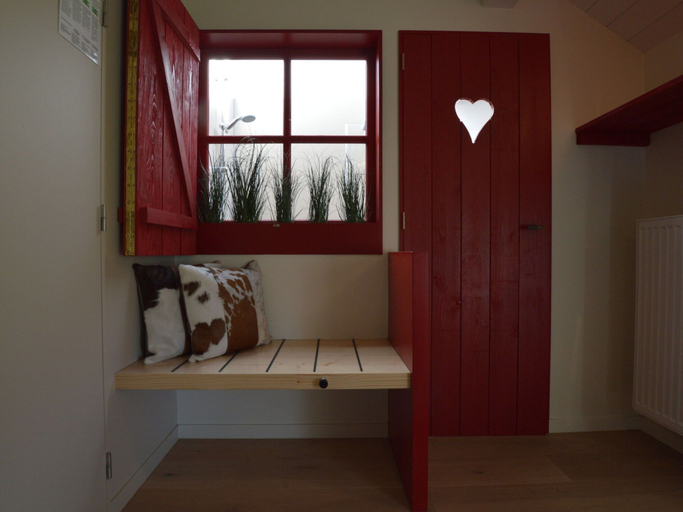 Bedroom 2, Chic Retreat Near Lake & Fens, Liège