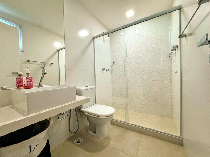 Bathroom 3, Enseada Azul - Beachfront, Luxury, Guarapari