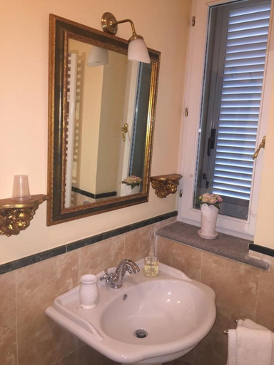 Bathroom 3, B&B La Porticella, Viterbo