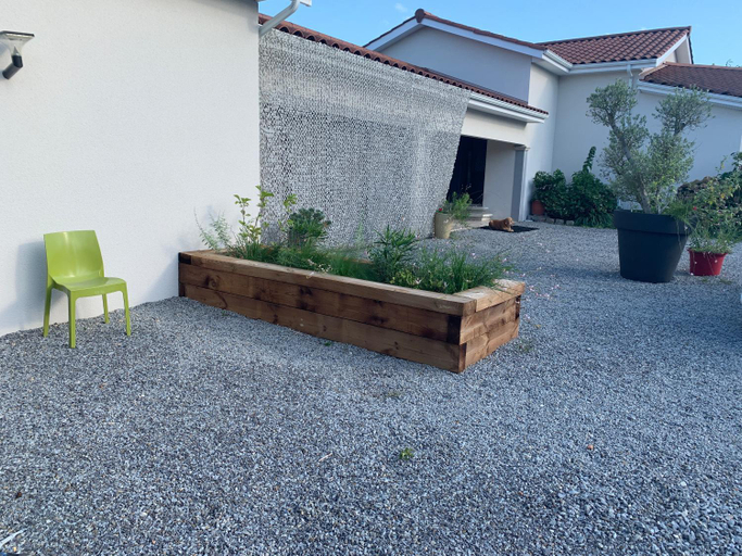 Exterior & Views 1, Le Clos du Pontet, Rhône