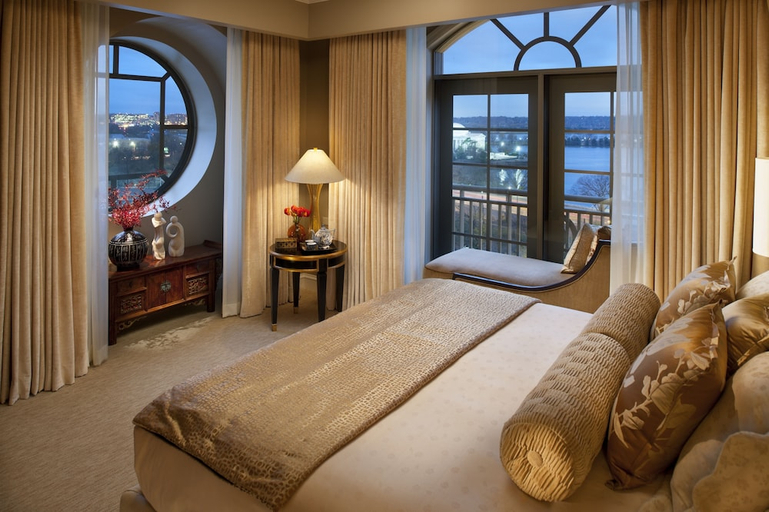 Bedroom 3, Salamander Washington DC (ex Mandarin Oriental Washington DC), Washington D.C.