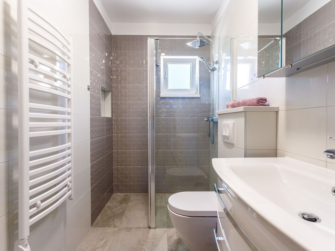 Bathroom 4, Brand new Countryside Villa With Heated Pool, Omiš