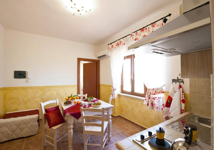 Dining Room 1