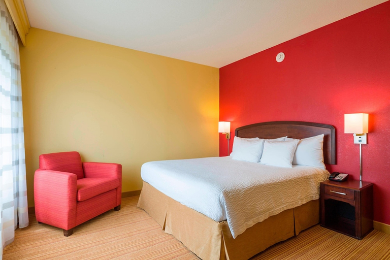 Bedroom 2, Courtyard by Marriott Wilmington Brandywine, New Castle