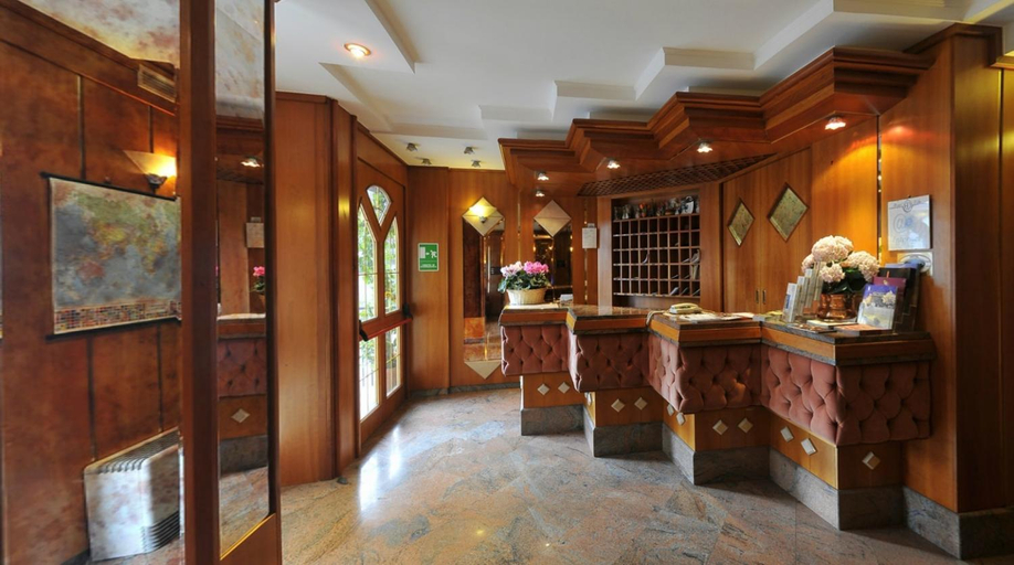 Public Area 2, Hotel Vela, Trento