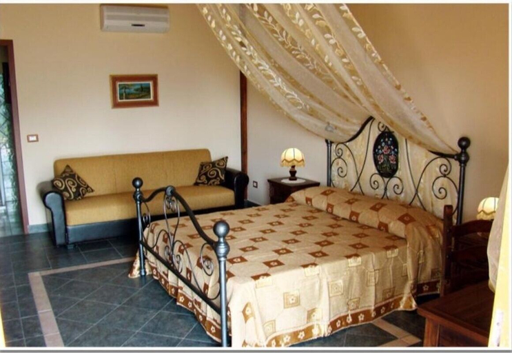 Bedroom, Agriturismo Ghiritina, Messina