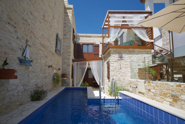 Others 5, Palatakia - Adults Only, Larnaca