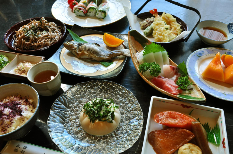 Food & Drinks, Lake Oshino Villa, Oshino