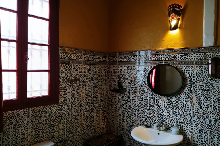 Bathroom 5, Riad Meftaha, Rabat