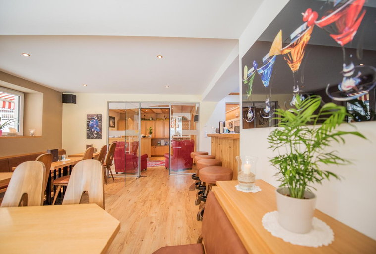 Food & Drinks 5, Alpin Garni die kleine Post, Bolzano