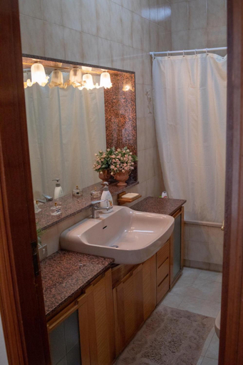 Bathroom 2, La bella Napoli, Napoli