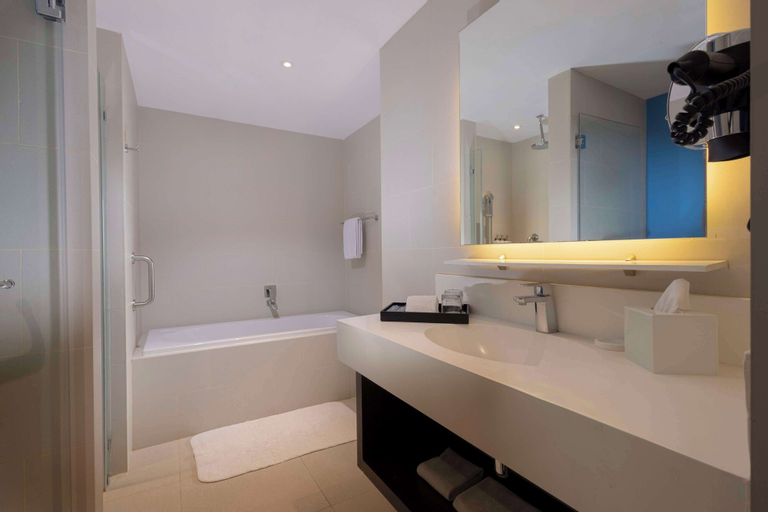 Bathroom 19