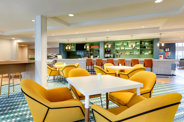 Food & Drinks 5, Sonesta Select San Francisco Airport Oyster Point Waterfront, San Mateo