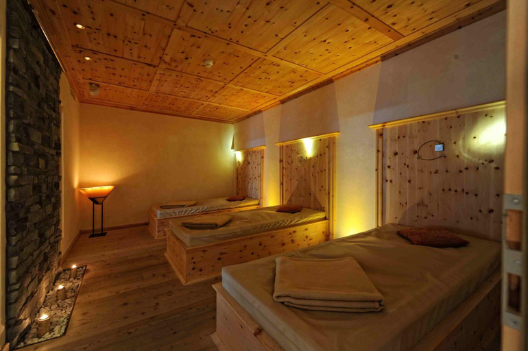Bedroom, Hotel Teresa, Bolzano
