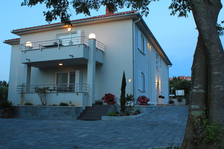 Facilities 2, Apartments Villa Mantinela, Malinska-Dubašnica