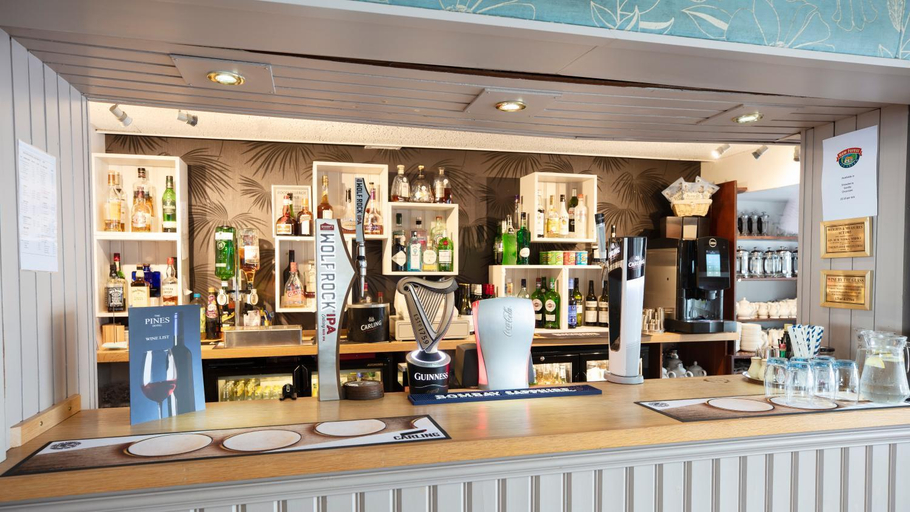 Food & Drinks 5, The Pines Hotel, Dorset