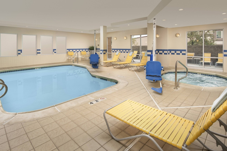 Sport & Beauty, Fairfield Inn and Suites by Marriott Yakima, Yakima