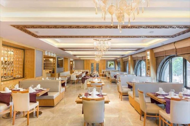 Food & Drinks 4, Plus Hotel Setif, Setif
